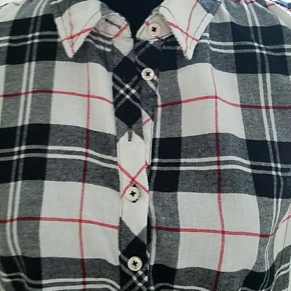 Medium flannel look sleeveless top - Picture 4 of 5